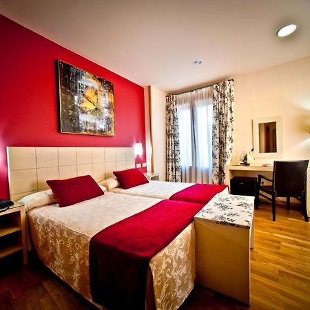 Hotel Condes De Castilla Segovia Pokoj fotografie