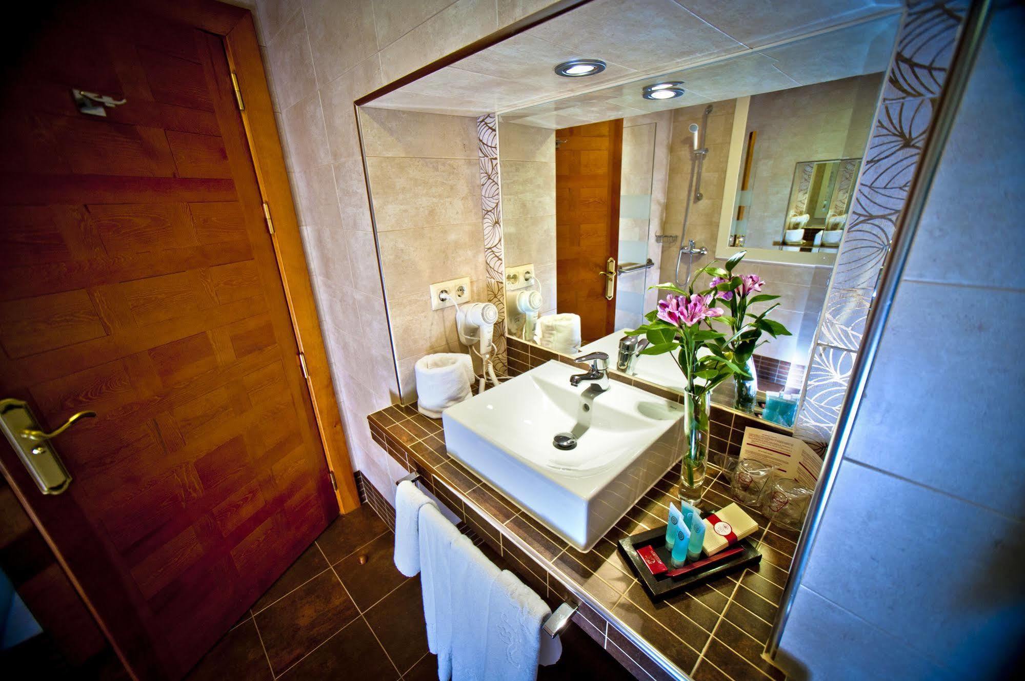Hotel Condes De Castilla Segovia Exteriér fotografie