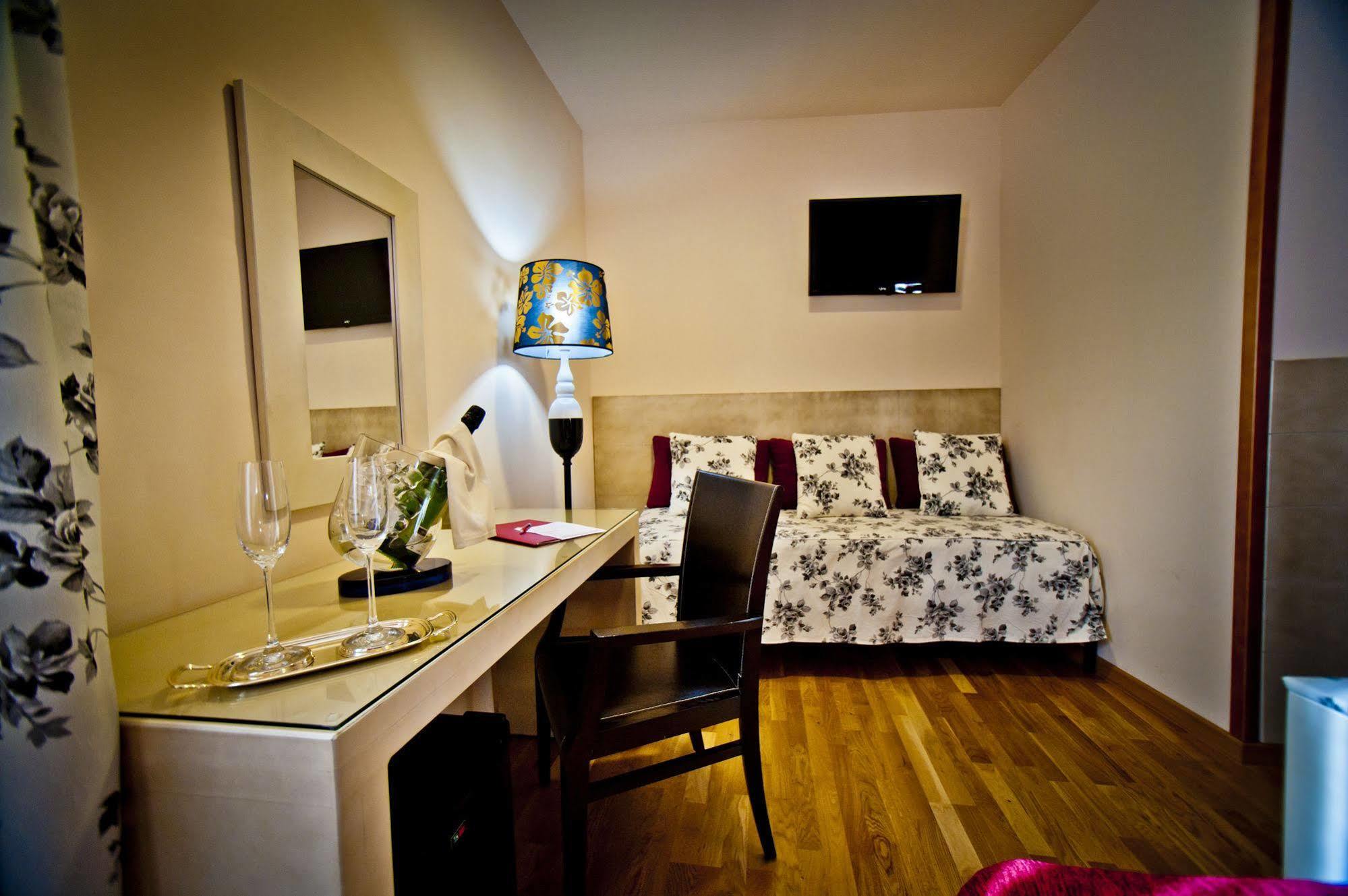 Hotel Condes De Castilla Segovia Exteriér fotografie